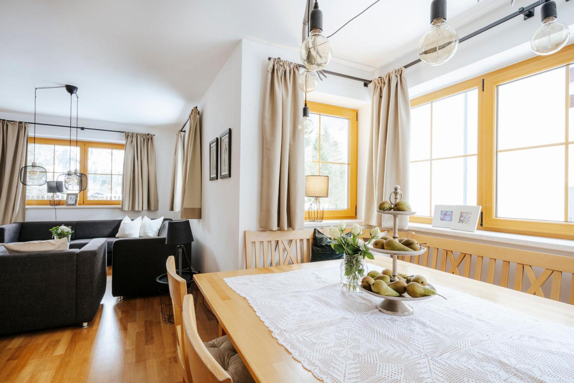 באד גסטיין Ferienhaus Florianiweg מראה חיצוני תמונה
