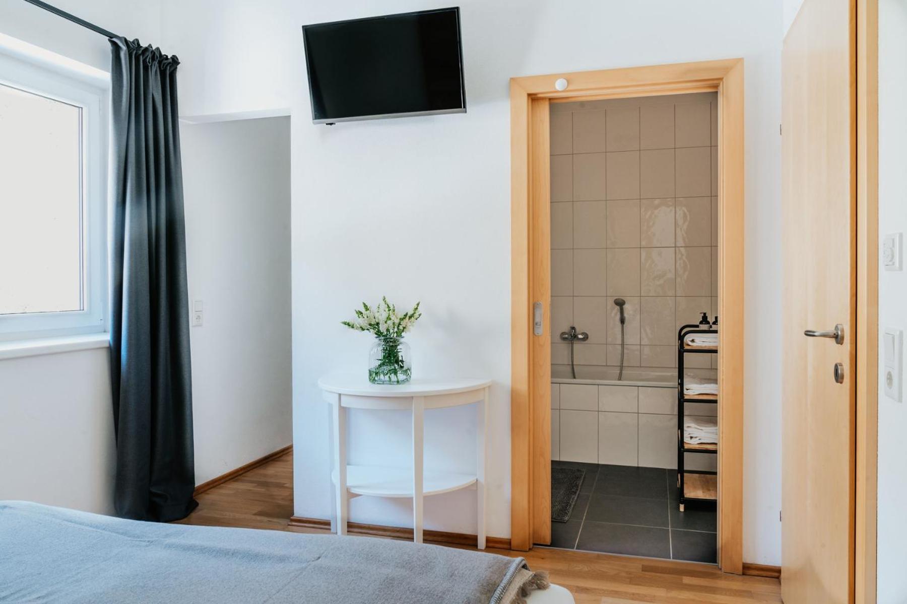 באד גסטיין Ferienhaus Florianiweg מראה חיצוני תמונה